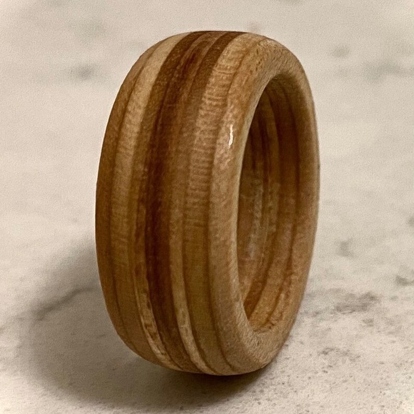 Skateboard Ring (custom) - Picture 2 of 2